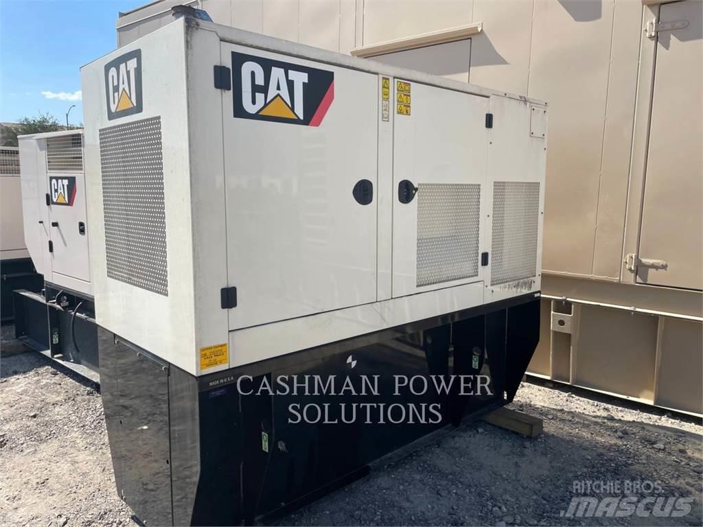 CAT D100 Dyzeliniai generatoriai