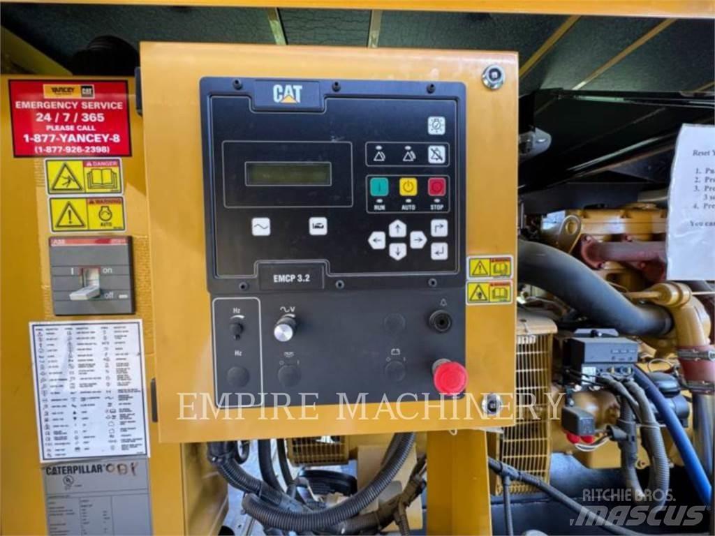 CAT D100 Dyzeliniai generatoriai