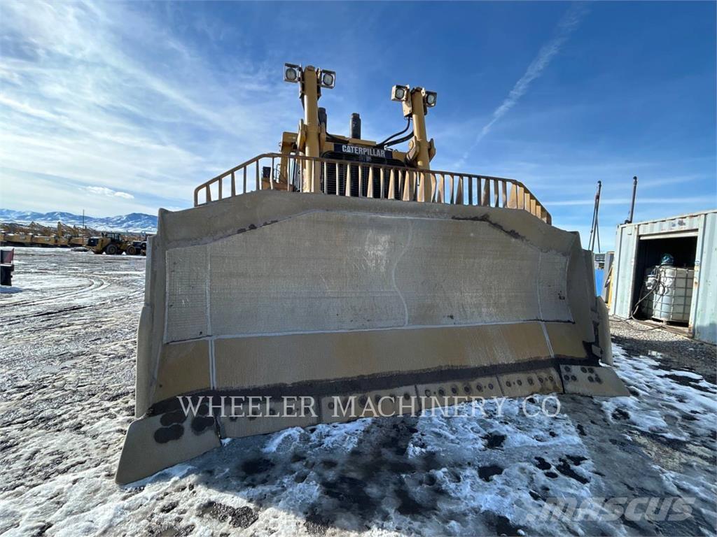 CAT D10T Vikšriniai buldozeriai