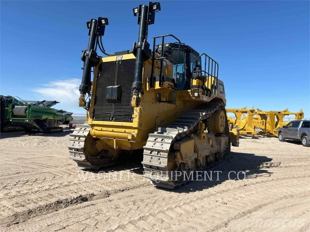 CAT D10T2 Vikšriniai buldozeriai