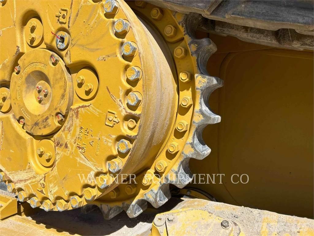 CAT D10T2 Vikšriniai buldozeriai