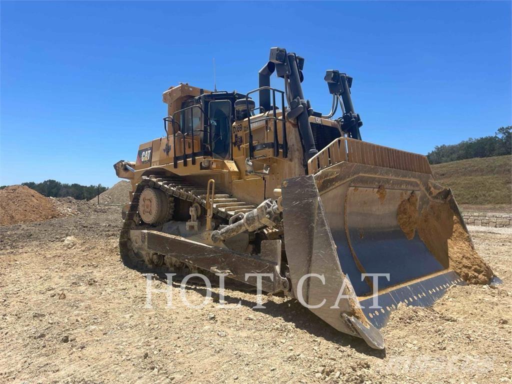 CAT D10T2 Vikšriniai buldozeriai