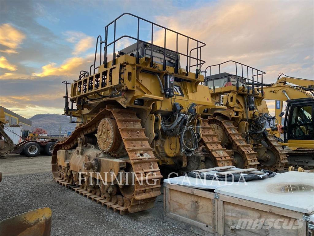 CAT D10T2 Vikšriniai buldozeriai