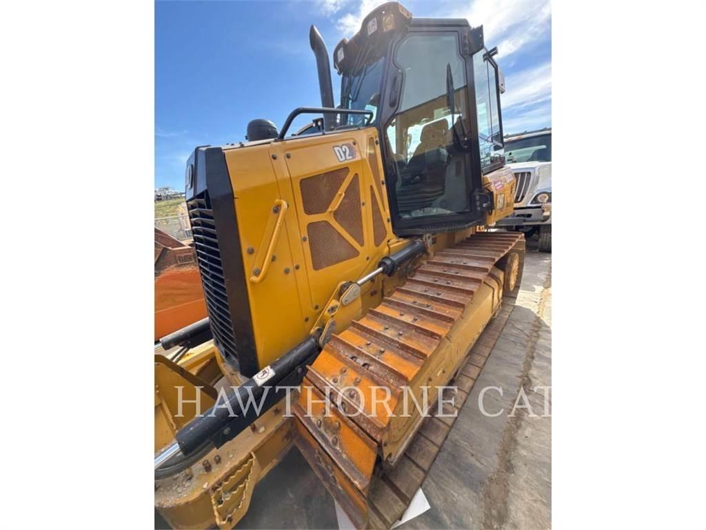 CAT D2 Vikšriniai buldozeriai