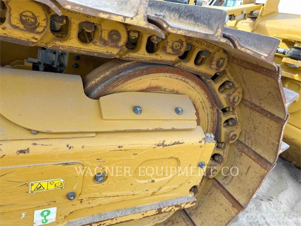 CAT D3 Vikšriniai buldozeriai