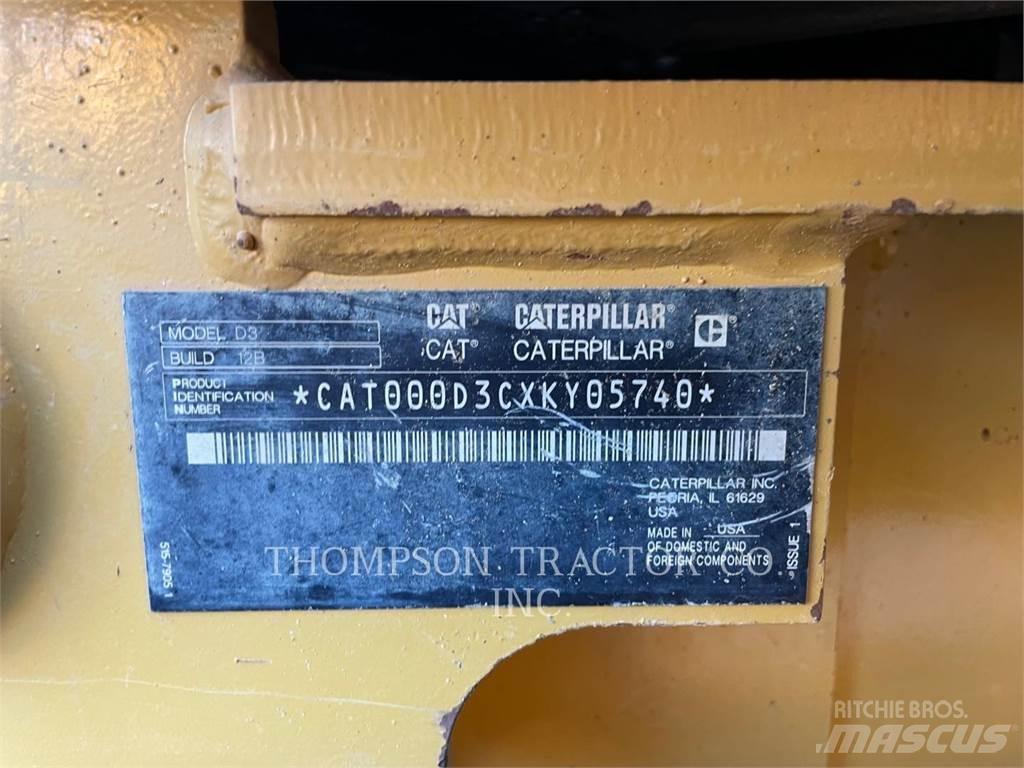 CAT D3 Vikšriniai buldozeriai
