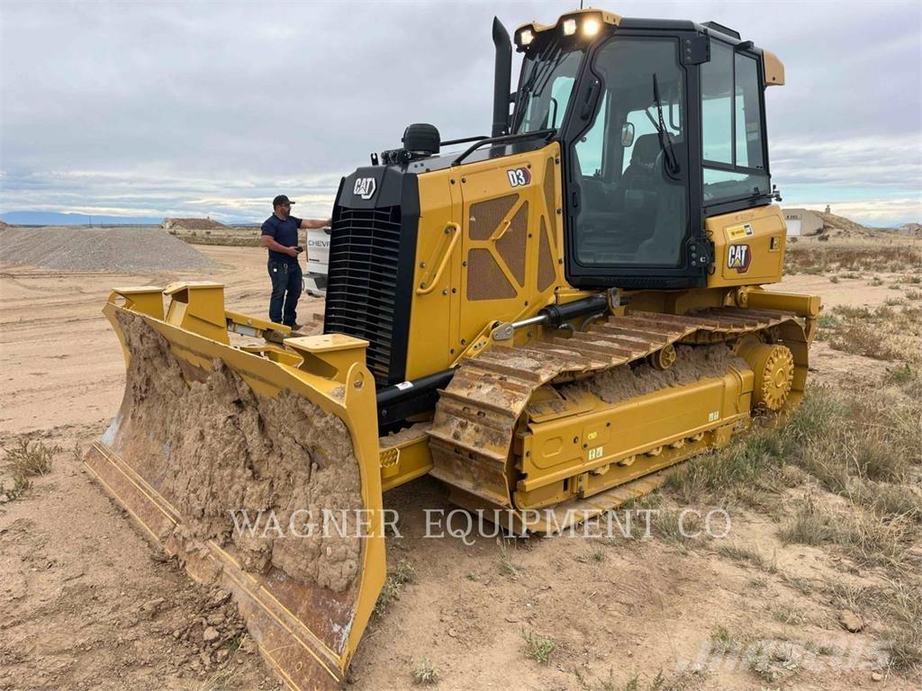 CAT D3 Vikšriniai buldozeriai