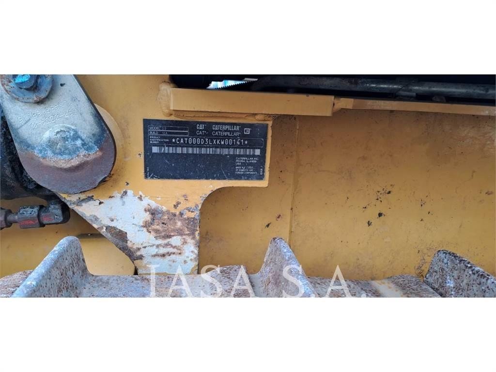 CAT D3-12 Vikšriniai buldozeriai