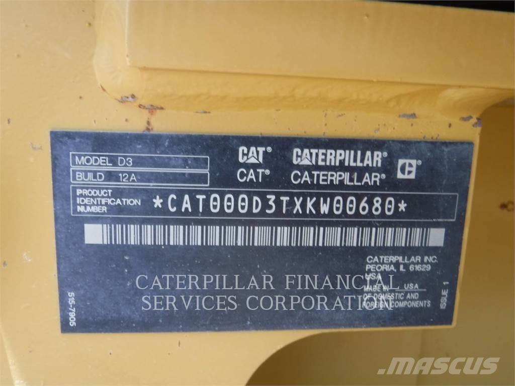 CAT D3-12 Vikšriniai buldozeriai