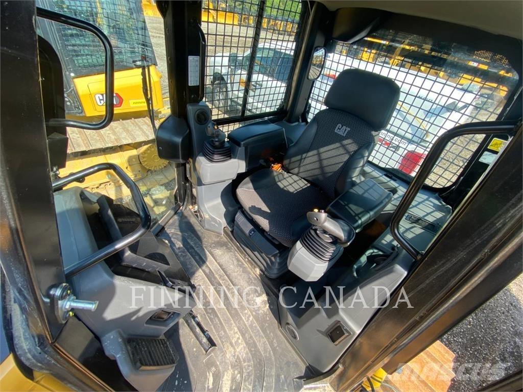 CAT D3-12 Vikšriniai buldozeriai