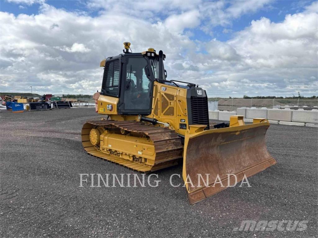 CAT D3-12 Vikšriniai buldozeriai