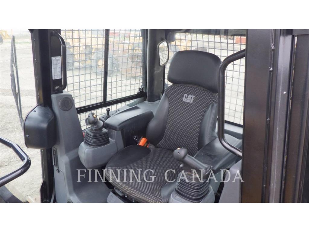 CAT D3-12 Vikšriniai buldozeriai
