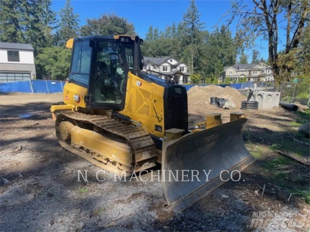CAT D3 CB Vikšriniai buldozeriai