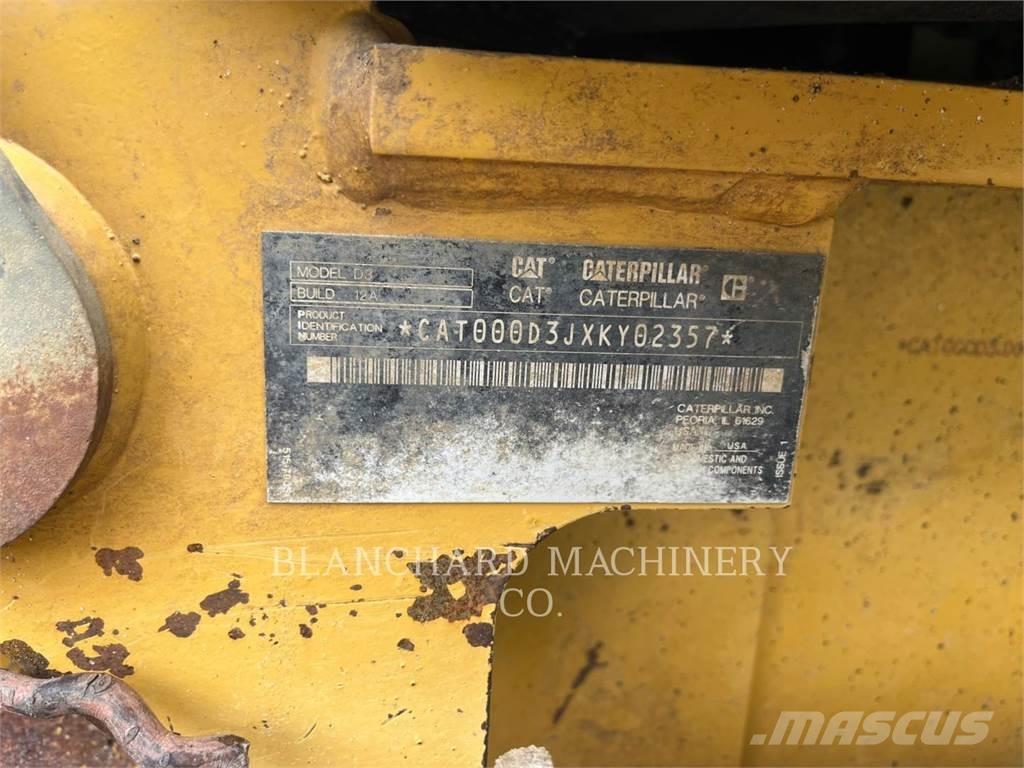 CAT D3 LGP Vikšriniai buldozeriai