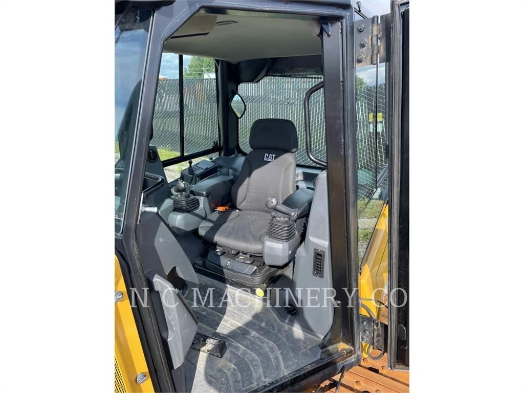 CAT D3 LGPCB Vikšriniai buldozeriai