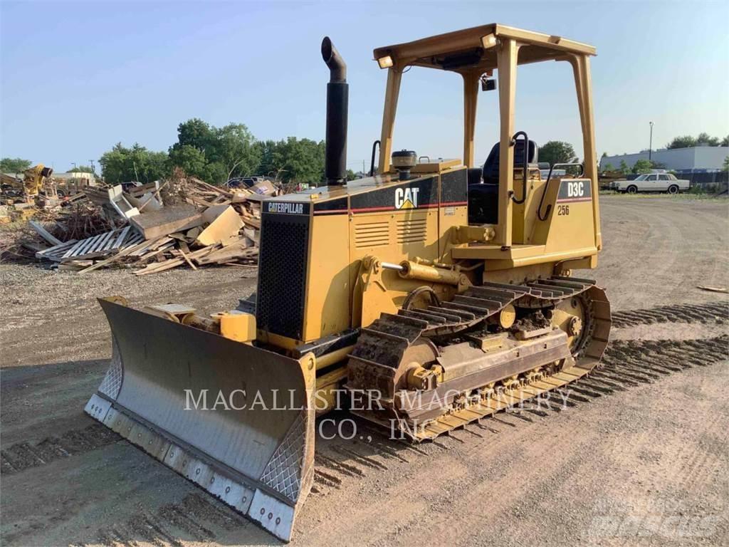 CAT D3CIII Vikšriniai buldozeriai