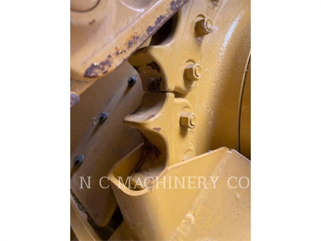 CAT D3K2 XLCB Vikšriniai buldozeriai