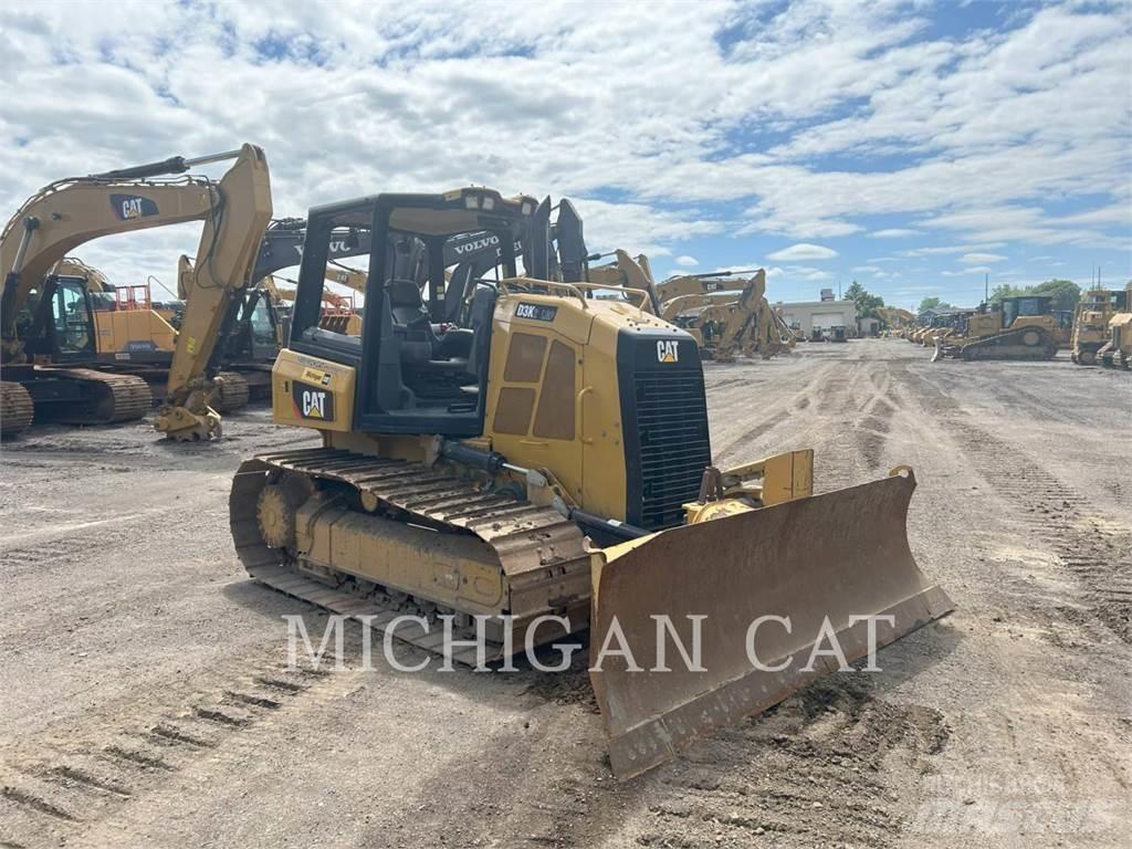 CAT D3K2L 4F Vikšriniai buldozeriai