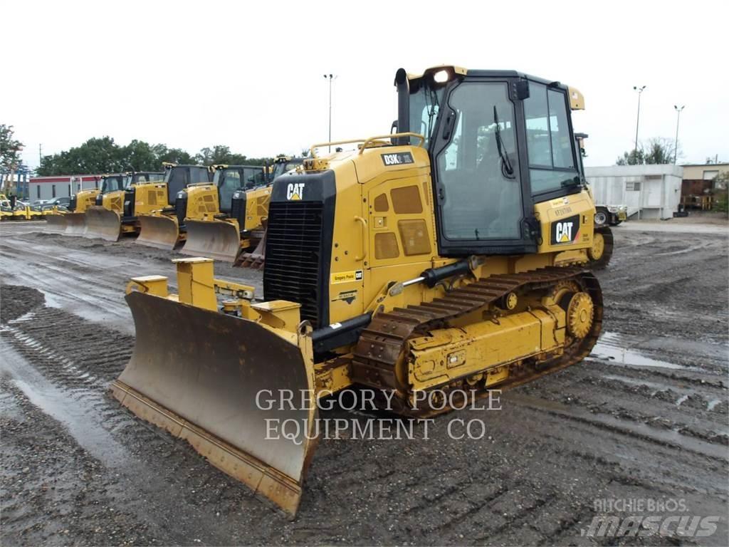 CAT D3K2XL Vikšriniai buldozeriai