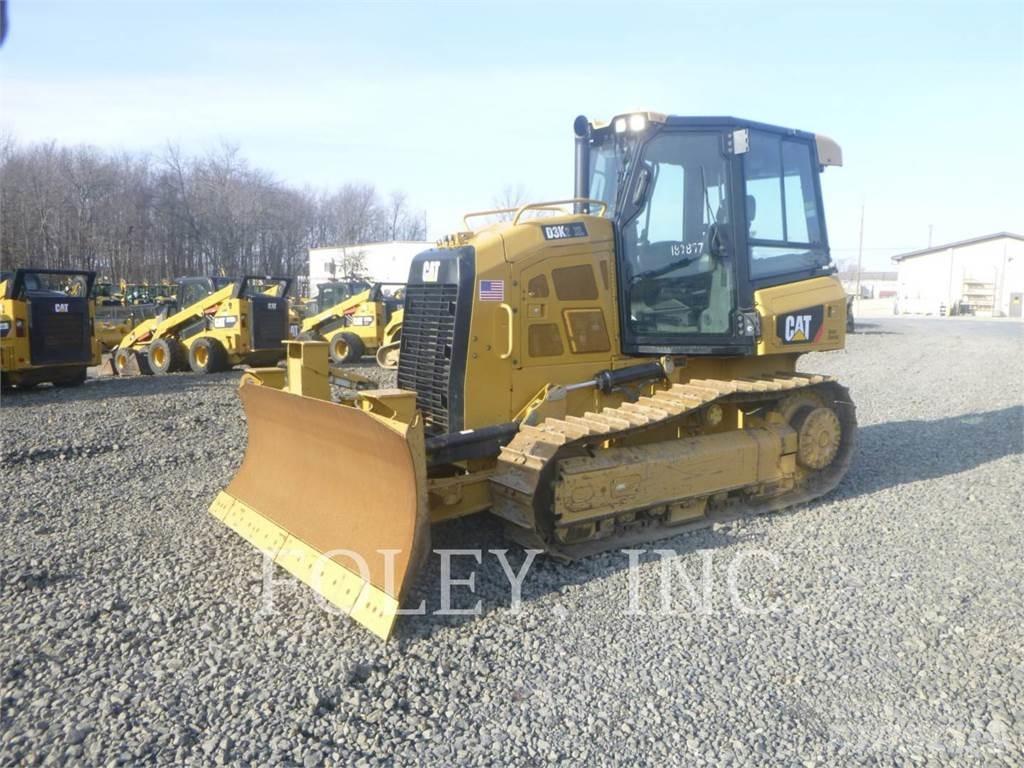 CAT D3K2XL Vikšriniai buldozeriai