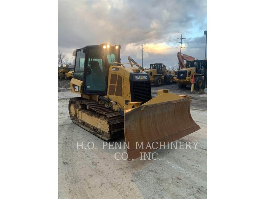 CAT D3K2XL Vikšriniai buldozeriai