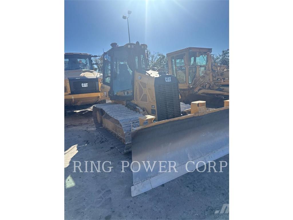 CAT D3LGPEW Vikšriniai buldozeriai