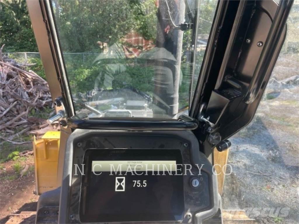 CAT D3XLCB Vikšriniai buldozeriai