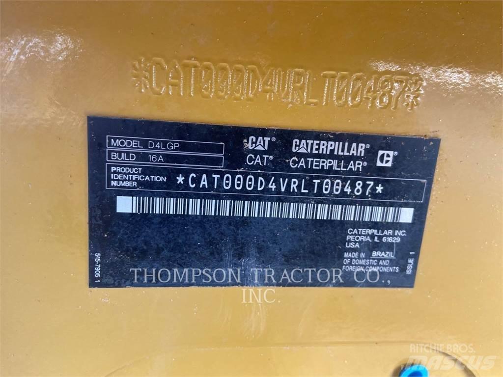 CAT D4 Vikšriniai buldozeriai