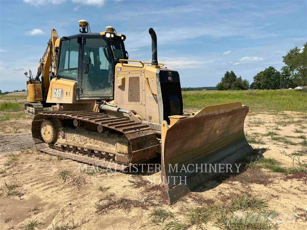 CAT D4 Vikšriniai buldozeriai