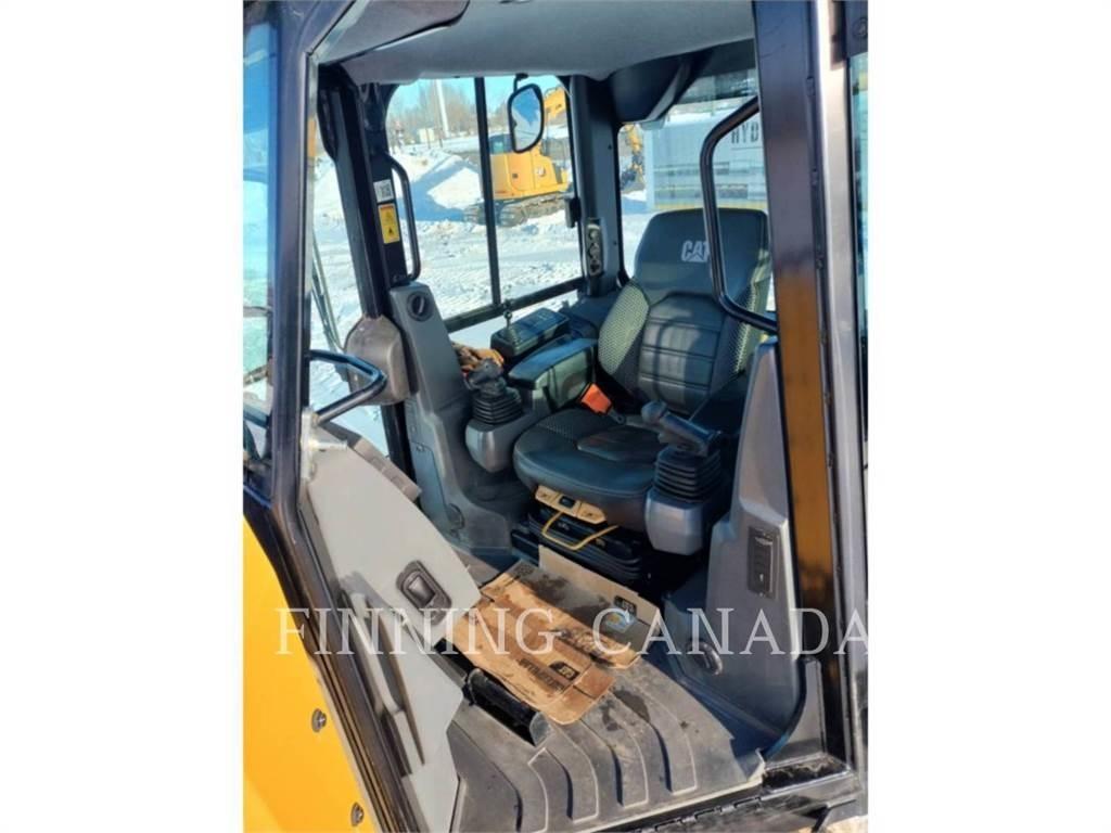 CAT D4-16 Vikšriniai buldozeriai