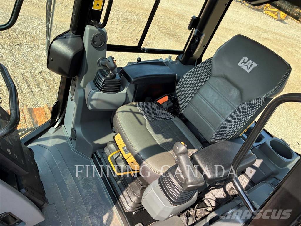 CAT D4-16 Vikšriniai buldozeriai