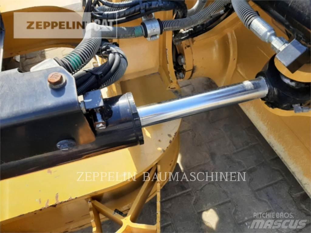 CAT D4-16A Vikšriniai buldozeriai