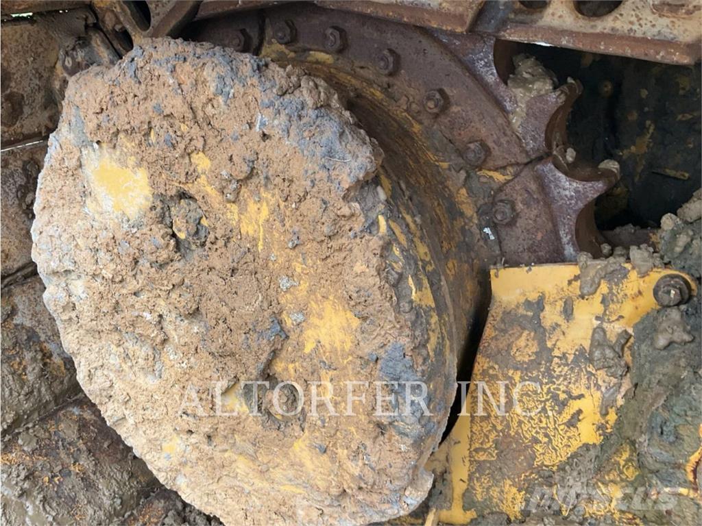 CAT D4 LGP 3D Vikšriniai buldozeriai