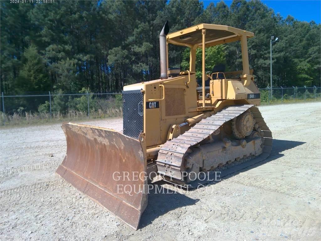 CAT D4HIIIXL Vikšriniai buldozeriai