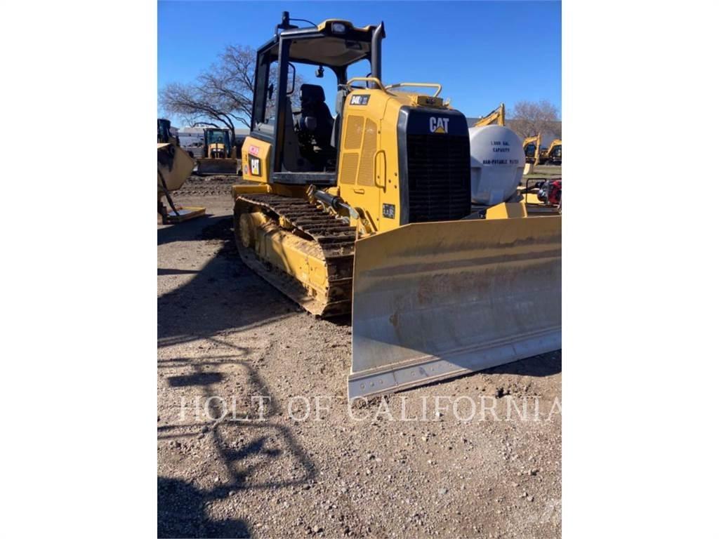 CAT D4K2 Vikšriniai buldozeriai