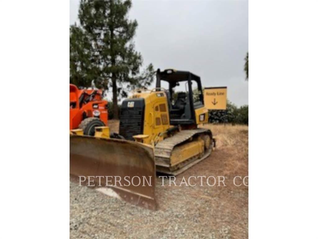 CAT D4K2 Vikšriniai buldozeriai
