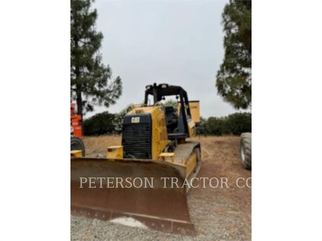 CAT D4K2 Vikšriniai buldozeriai
