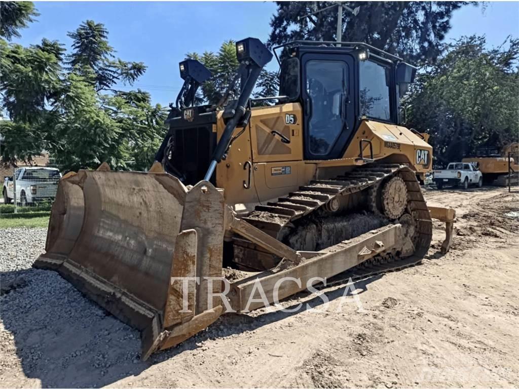 CAT D5 Vikšriniai buldozeriai