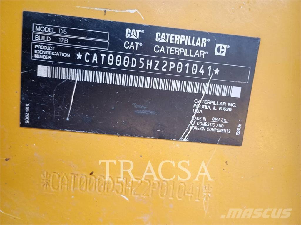 CAT D5 Vikšriniai buldozeriai