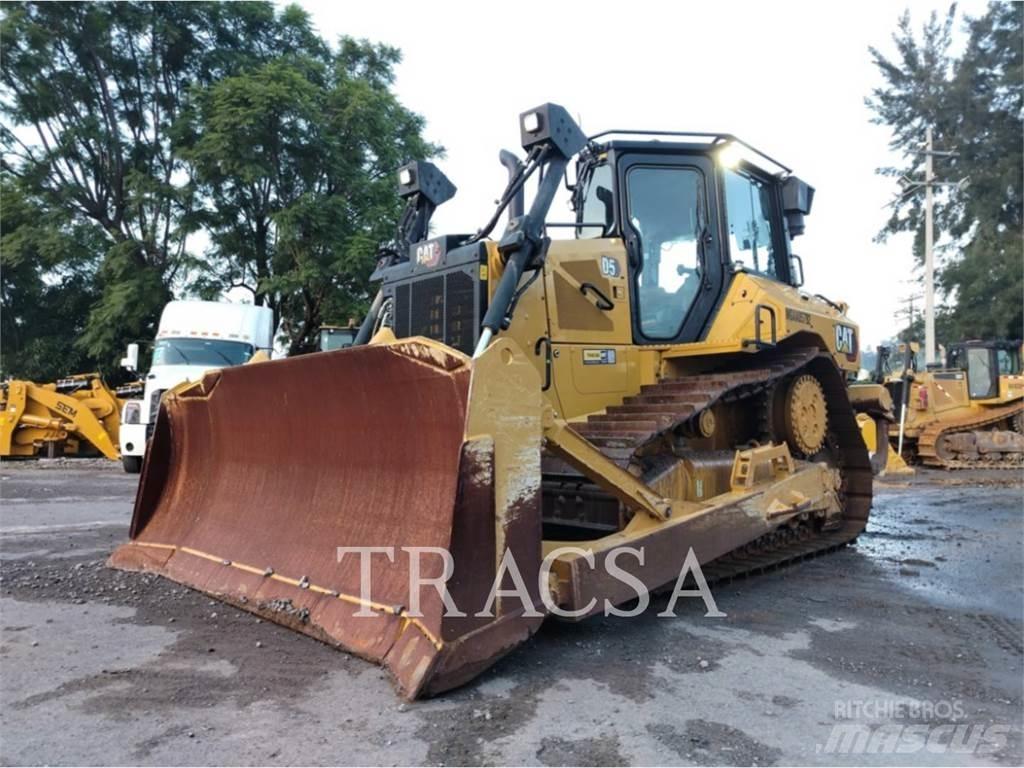 CAT D5 Vikšriniai buldozeriai