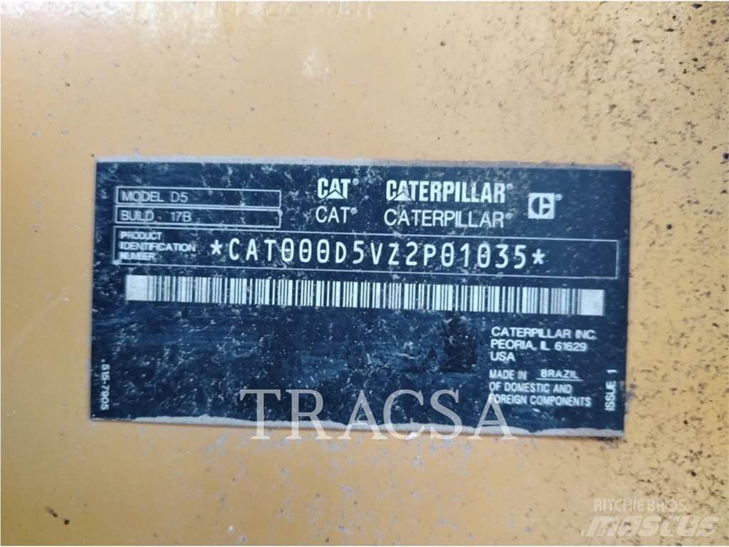CAT D5 Vikšriniai buldozeriai
