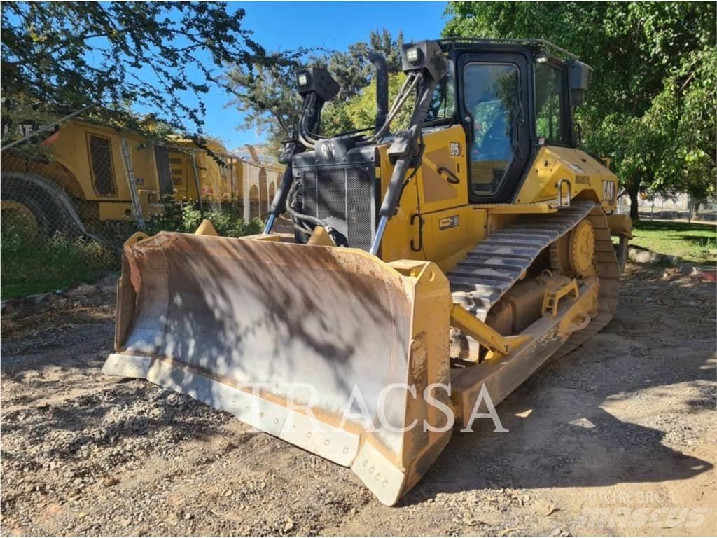 CAT D5 Vikšriniai buldozeriai