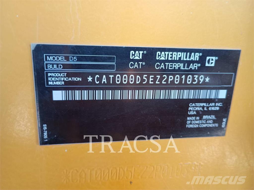 CAT D5 Vikšriniai buldozeriai