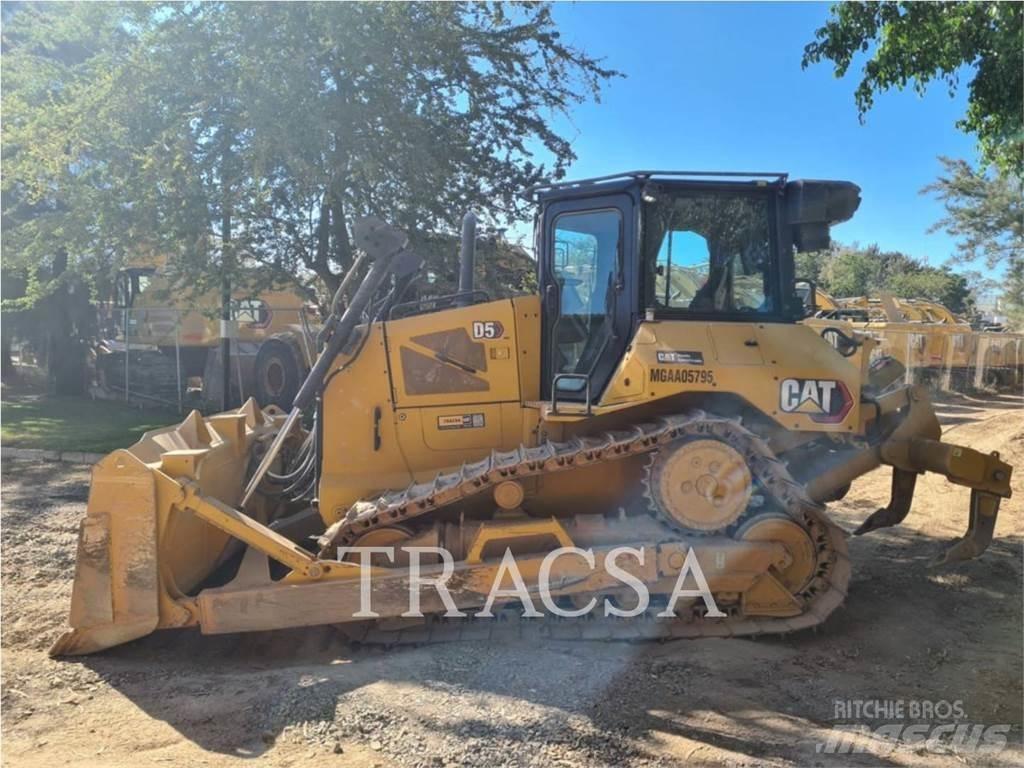 CAT D5 Vikšriniai buldozeriai