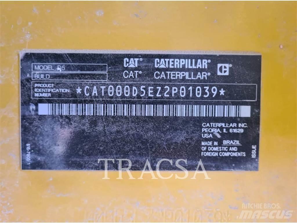 CAT D5 Vikšriniai buldozeriai