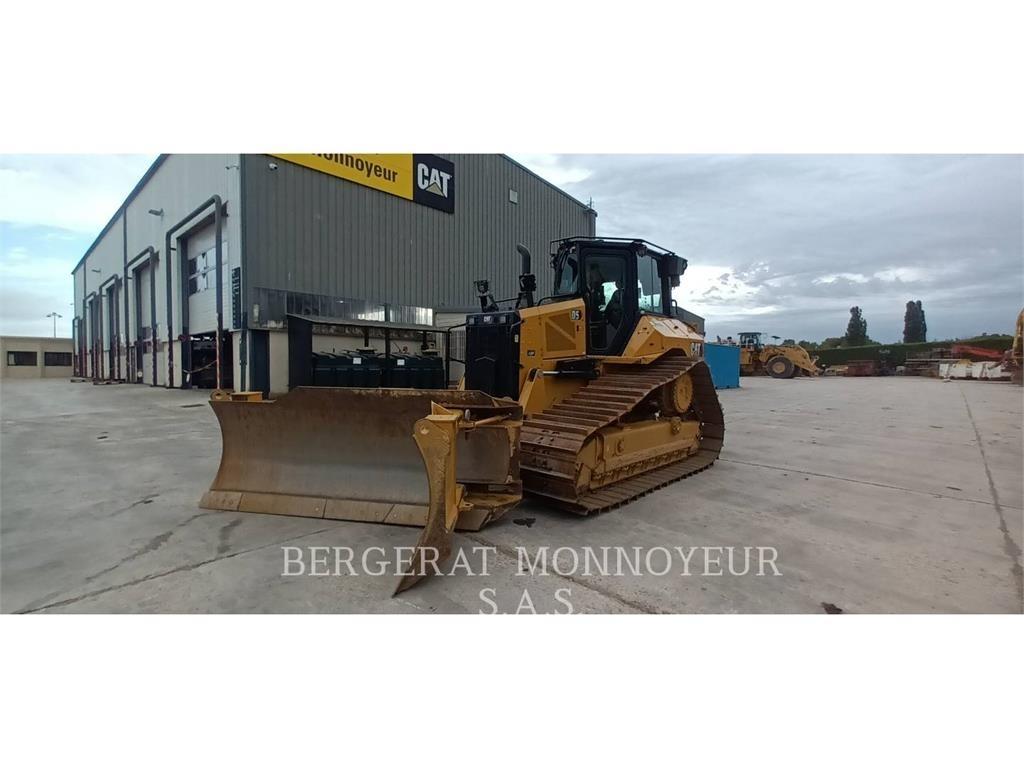 CAT D5 Vikšriniai buldozeriai