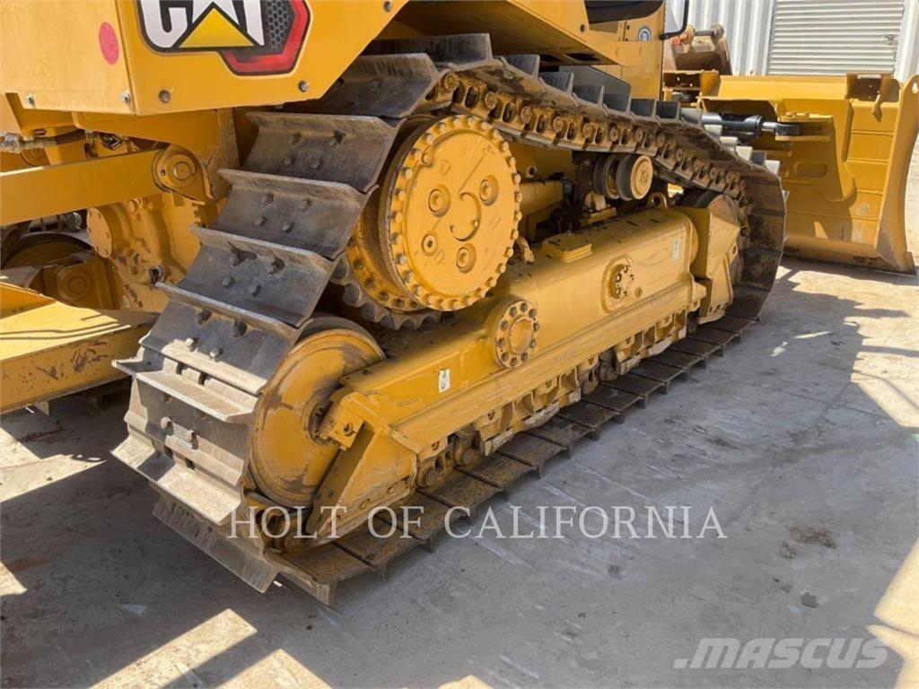 CAT D5 Vikšriniai buldozeriai