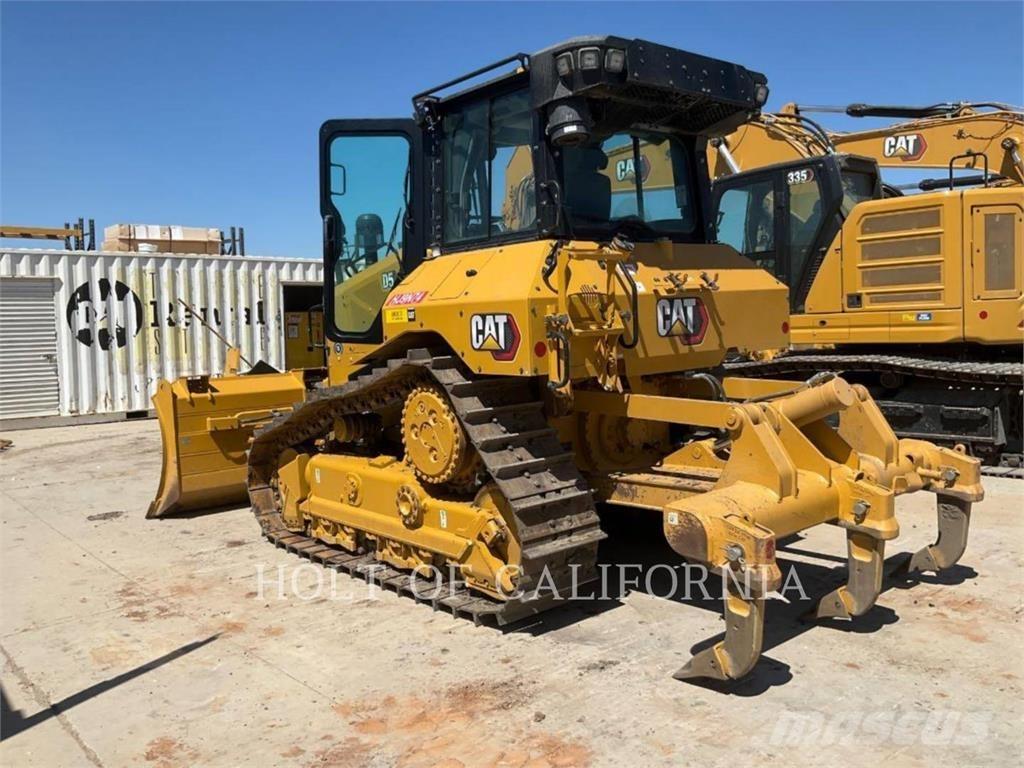 CAT D5 Vikšriniai buldozeriai
