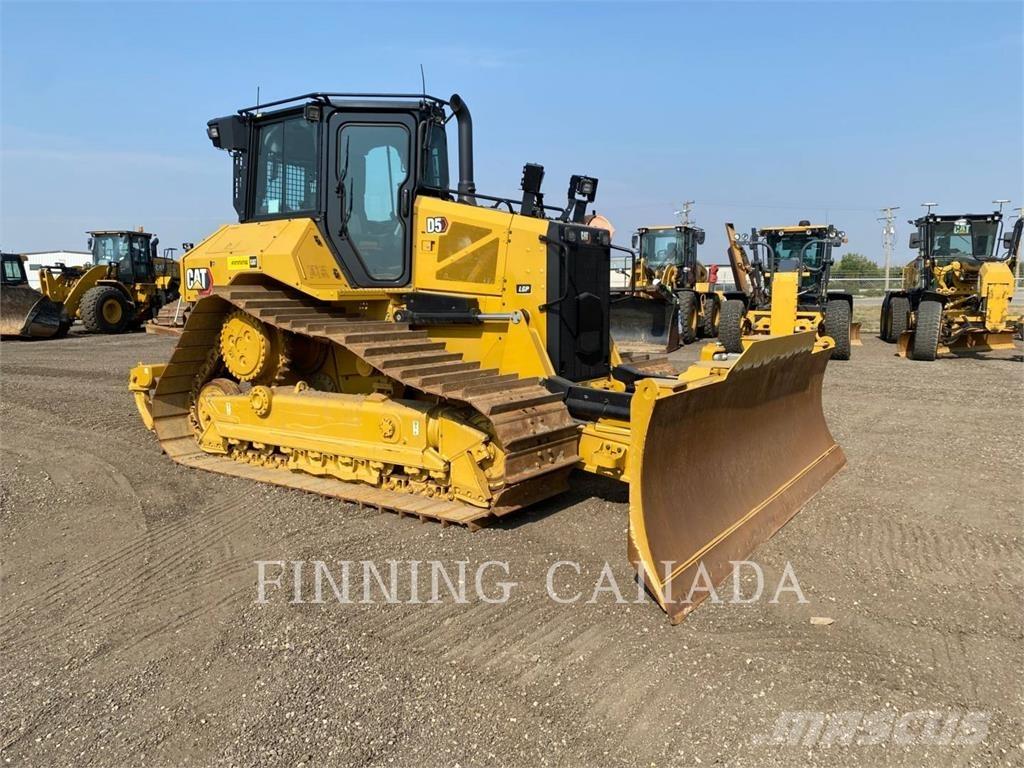 CAT D5 Vikšriniai buldozeriai