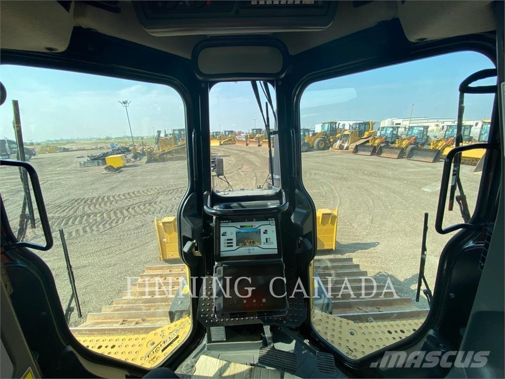 CAT D5 Vikšriniai buldozeriai